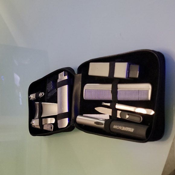 Micro touch grooming tool kit. - Picture 2 of 4